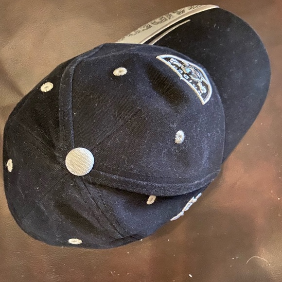 Raiders hat - Picture 4 of 4